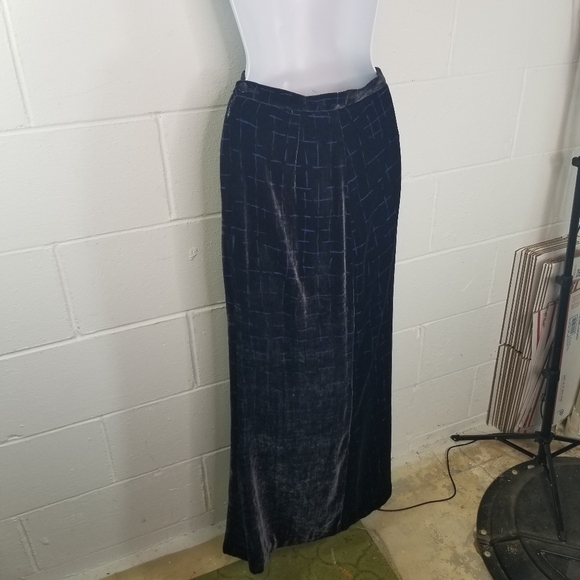 Vtg 90s y2k emanuel Ungaro printed blue velvet maxi skirt - Picture 3 of 8